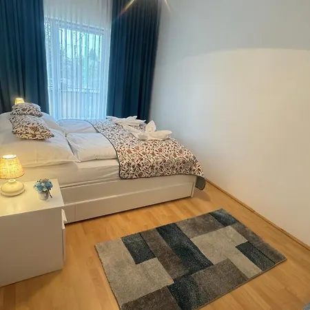 Ibolya Nyaralohaz 度假居